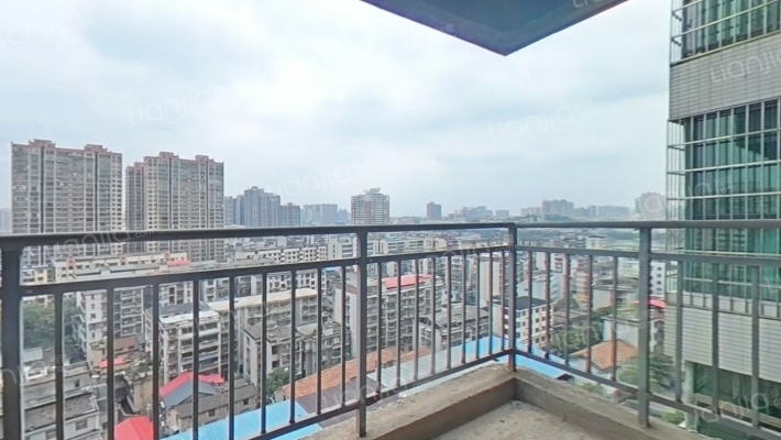 东江尚品二手房实景图