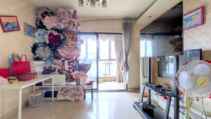 银锣湾二手房实景图