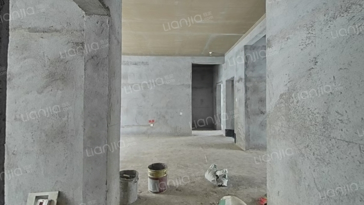 华鼎城5号院二手房实景图