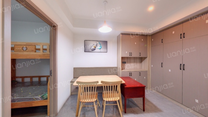 玛格丽特商业中心西区二手房实景图