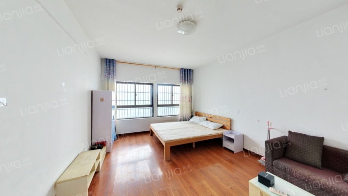 华南城紫荆名都馨园二手房实景图