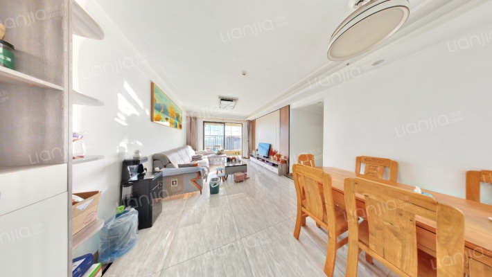 中海九玺二手房实景图