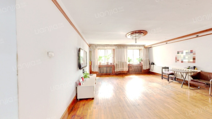 输油小区二手房实景图