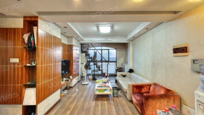 派舍提香二手房实景图