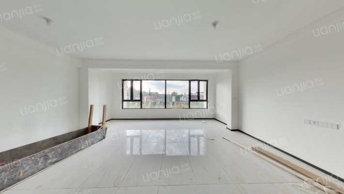 莱芜碧桂园天玺二手房实景图