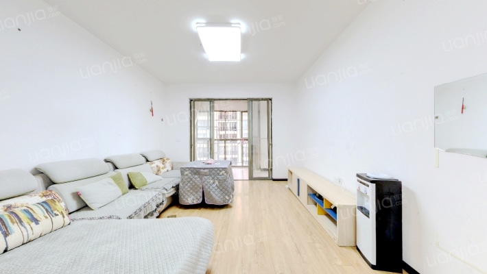 中央公园二手房实景图