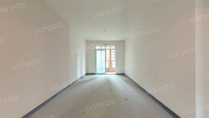 新欧风花园二手房实景图