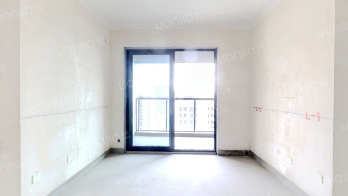 华发峰荟荟天府二手房实景图