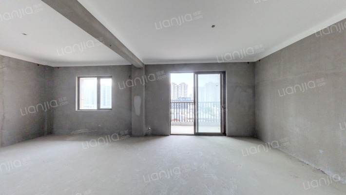 东隆沁园二手房实景图