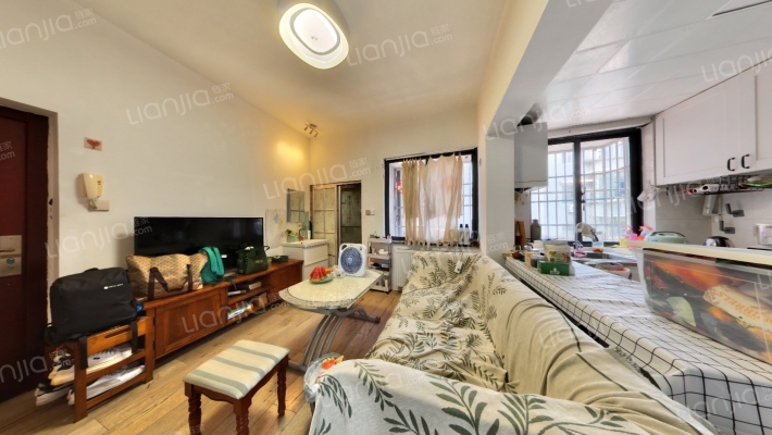 丰梅路10-21号二手房实景图