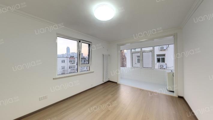 园林局职工宿舍二手房实景图