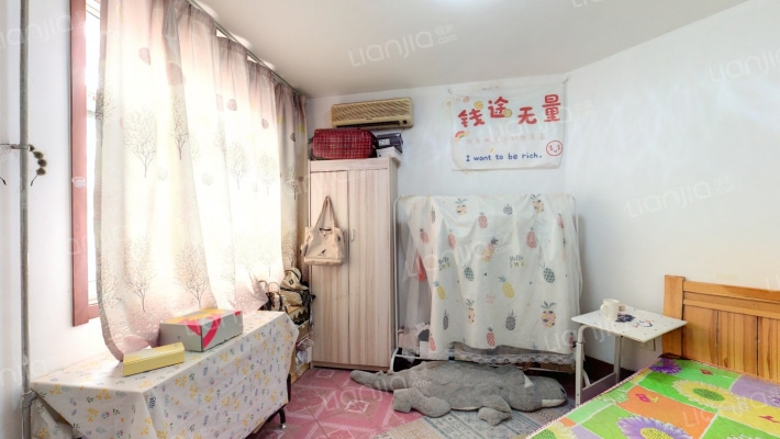 山大南路75号二手房实景图