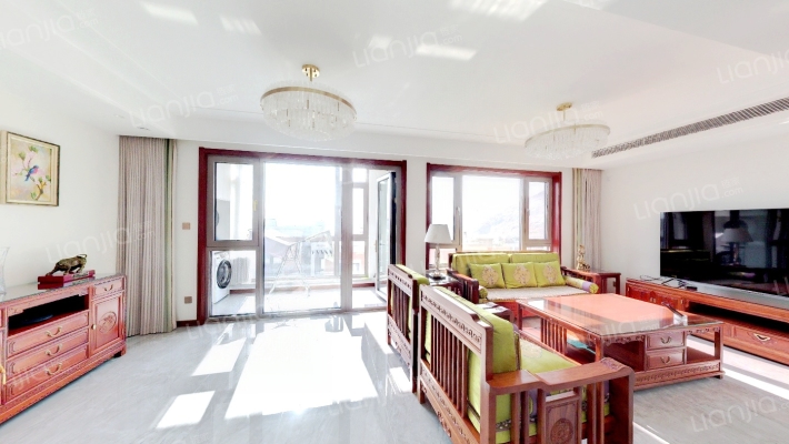 青岛小镇科莫湖二手房实景图