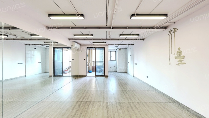 顺德绿地中心二手房实景图