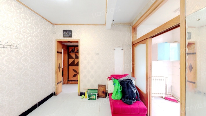 太铁材料厂宿舍二手房实景图