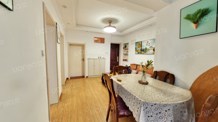 集贤南路西二巷二手房实景图