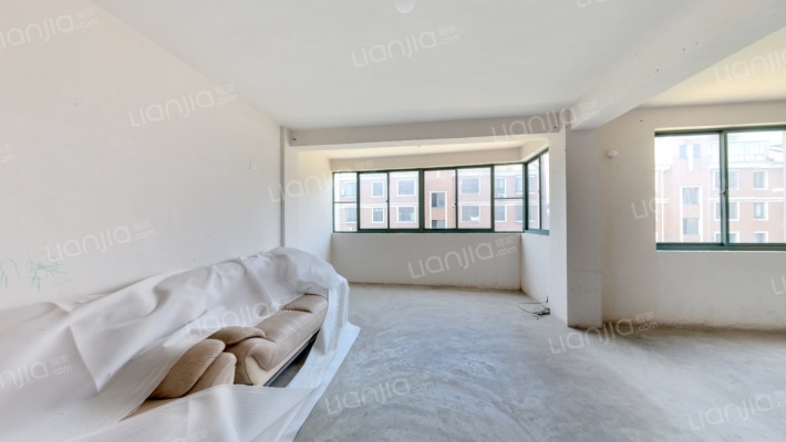 江帆花苑中区二手房实景图