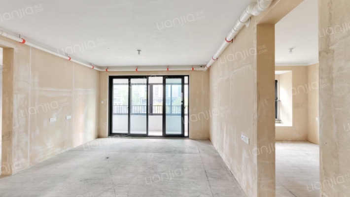 龙湖鑫基华德·天璞二手房实景图