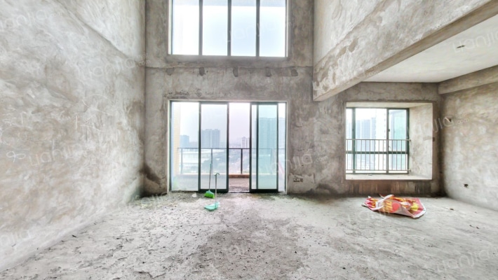 群英华庭二手房实景图