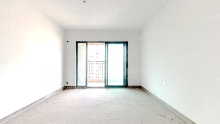 世纪新城三期二手房实景图