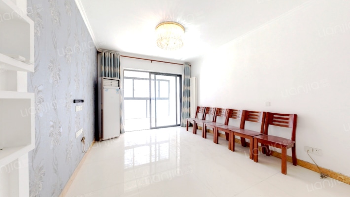 万达广场东西区二手房实景图