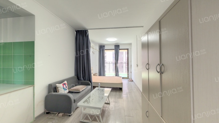 滨海首府茗首阁二手房实景图