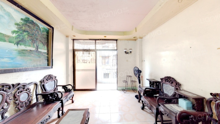 莲峰新村二手房实景图