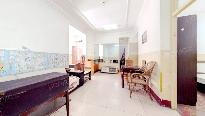 湖北城建职院南湖住宅小区二手房实景图