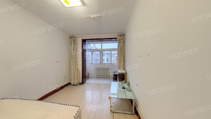 公交大修厂宿舍二手房实景图