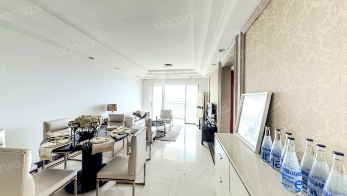 鸿益华府二手房实景图