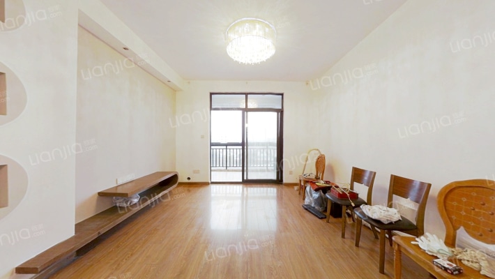 米兰小镇西区二手房实景图