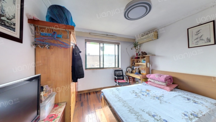 凌兆新村(凌兆路256弄)二手房实景图