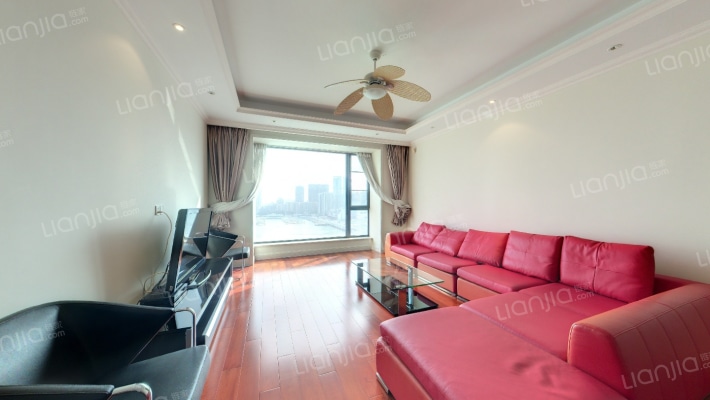 中天维港二手房实景图