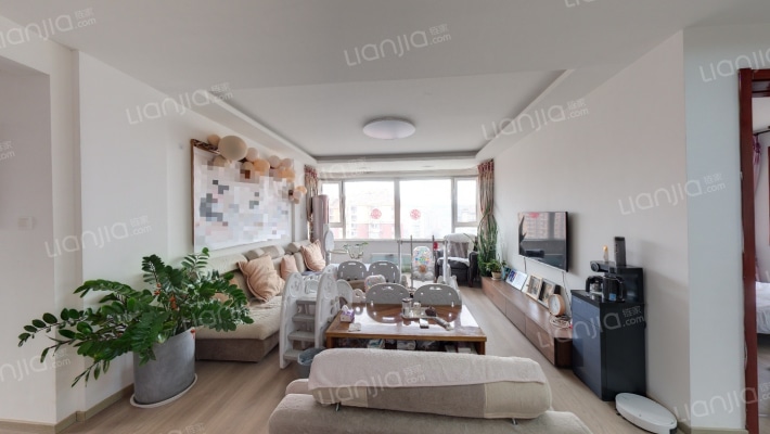 逸城山色二手房实景图