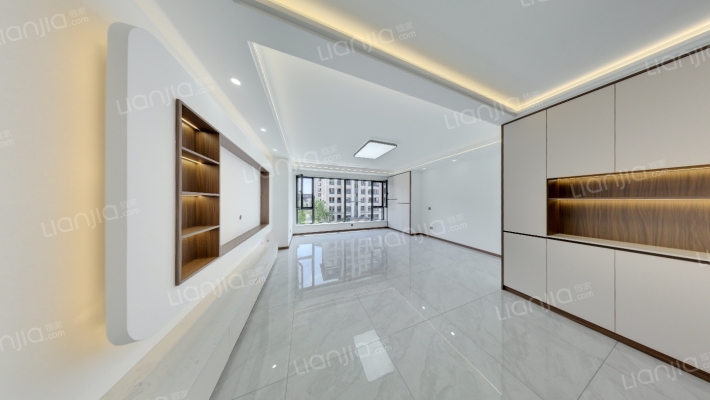 中央和府二手房实景图