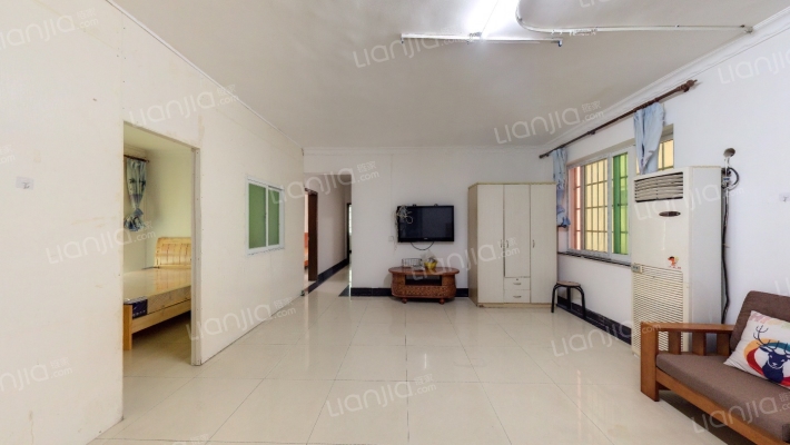 馨海湾二手房实景图