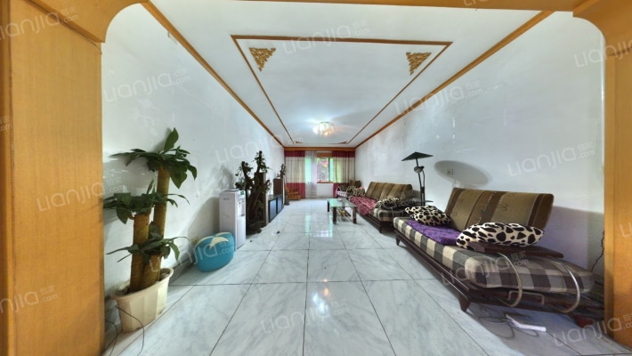 岷山花苑二手房实景图