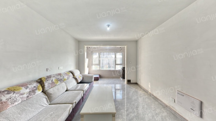 中梁云山和院二手房实景图