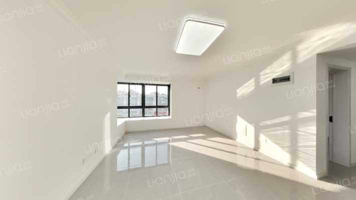 天都芳庭二手房实景图