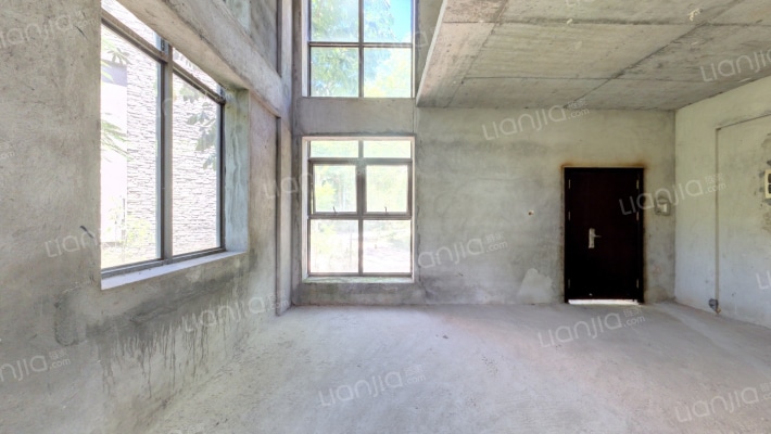 逸林美墅二手房实景图