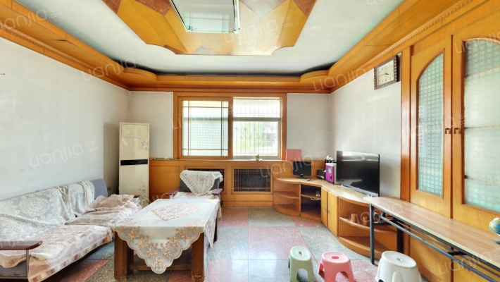 驻马店市兴业物资有限公司住宅楼二手房实景图