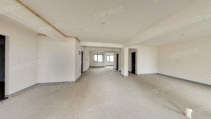 潮听名苑二手房实景图