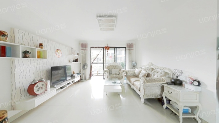 海伦堡六期二手房实景图