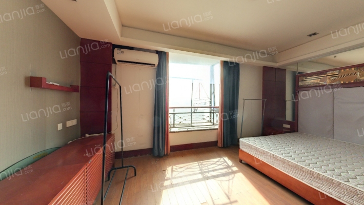 海航白金汇二手房实景图