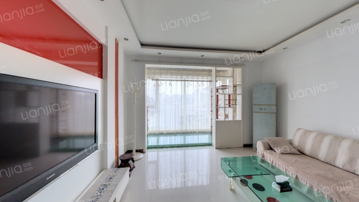 北美晶域蓝湾南区二手房实景图