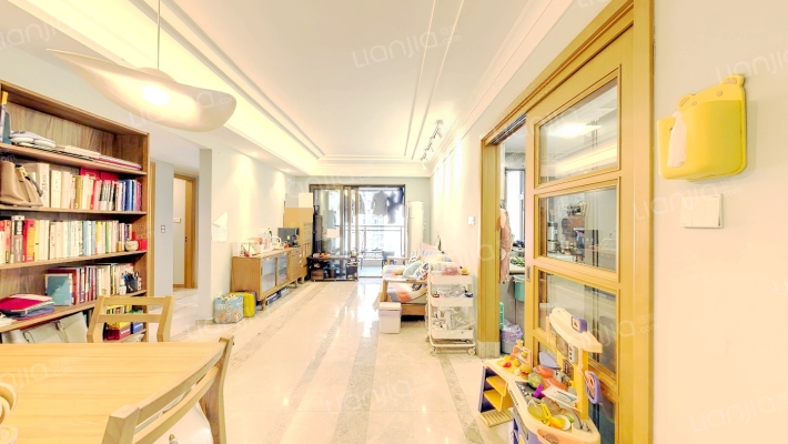 金地天河公馆二手房实景图