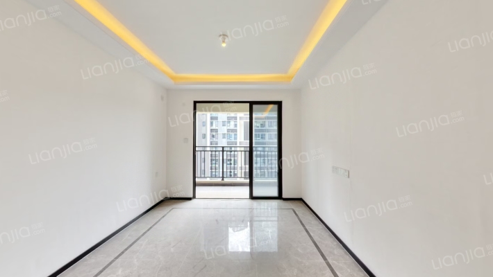 万科幸福悦C区二手房实景图