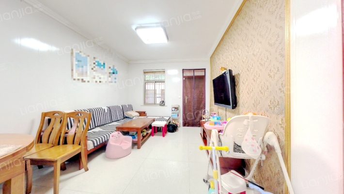 郊区政府宿舍二手房实景图