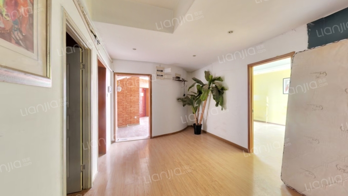 天下国际公馆二手房实景图