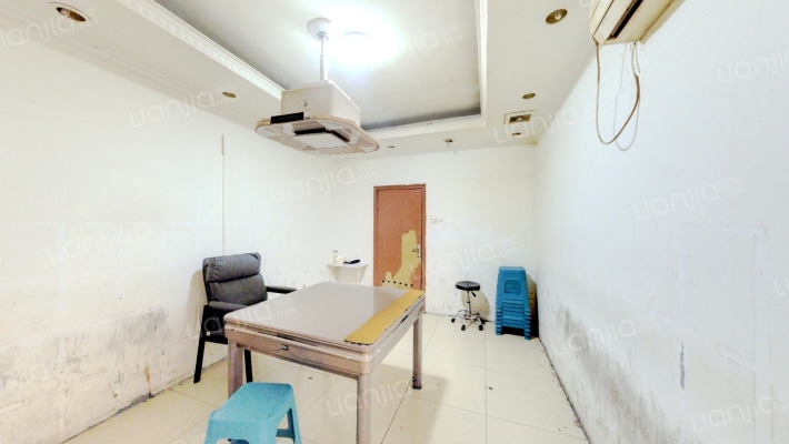 新艺苑二手房实景图